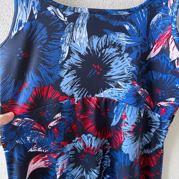 Columbia PFG Athleisure Dress Size M Sleeveless Summer Boating Pool Beach - Picture 7 of 11